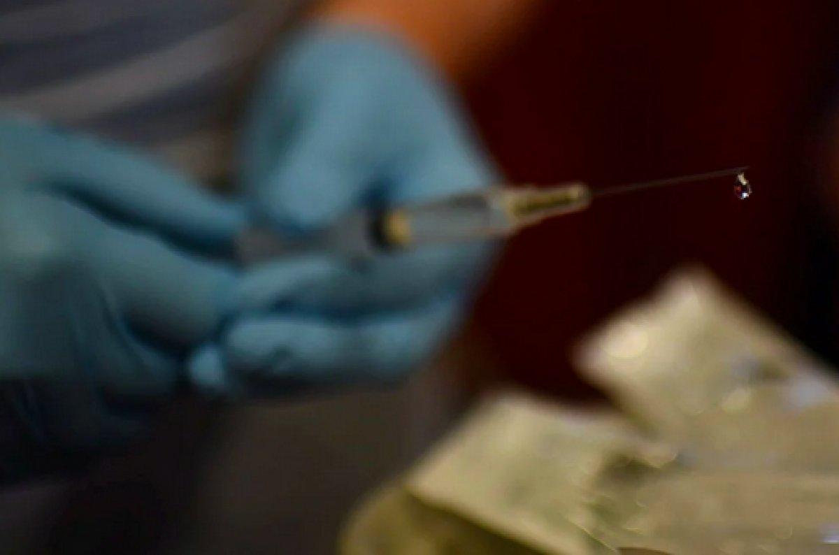 Koronavirüs aşılanma durumunu gösteren mikroçip geliştirildi