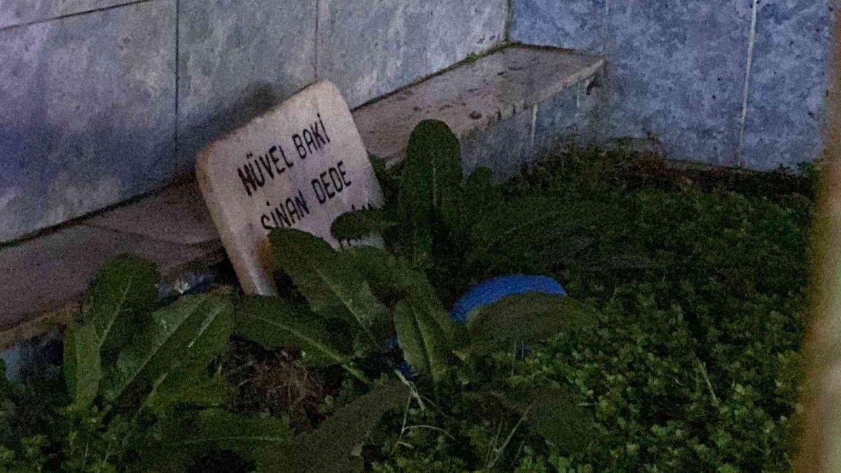 Bursa'da 600 yıllık türbenin bitişiğindeki evde yangın çıktı