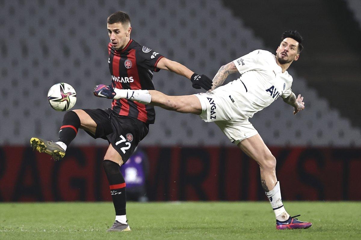 Jose Sosa: Maçla ilgili söylenecek bir şey yok