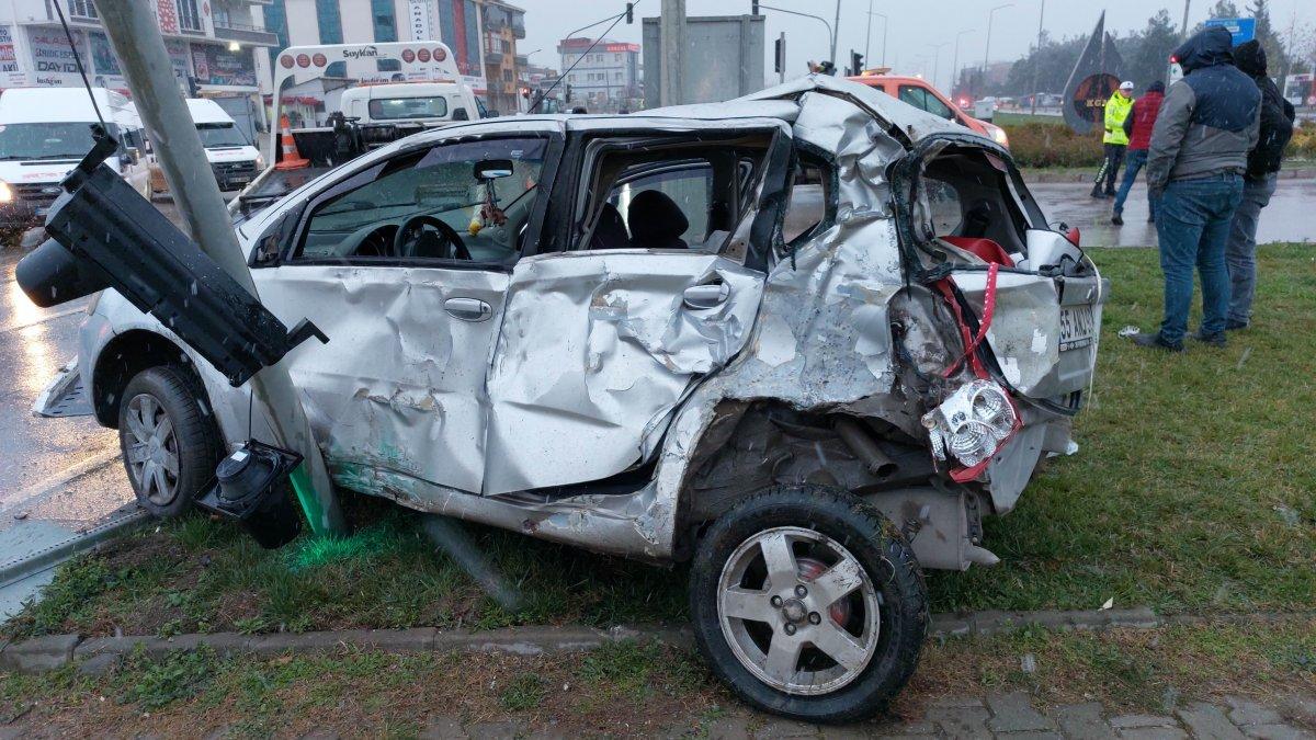 Samsun'da tır otomobile çarptı: 1 ölü