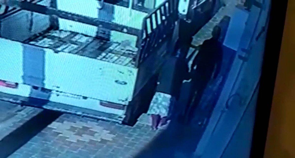 Osmaniye'de yaşlı kadını kandırıp, gasbetti