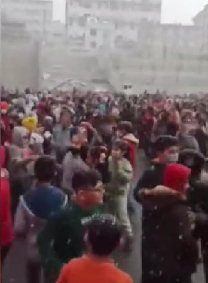 Başakşehir'de öğrencilerin kar sevinci