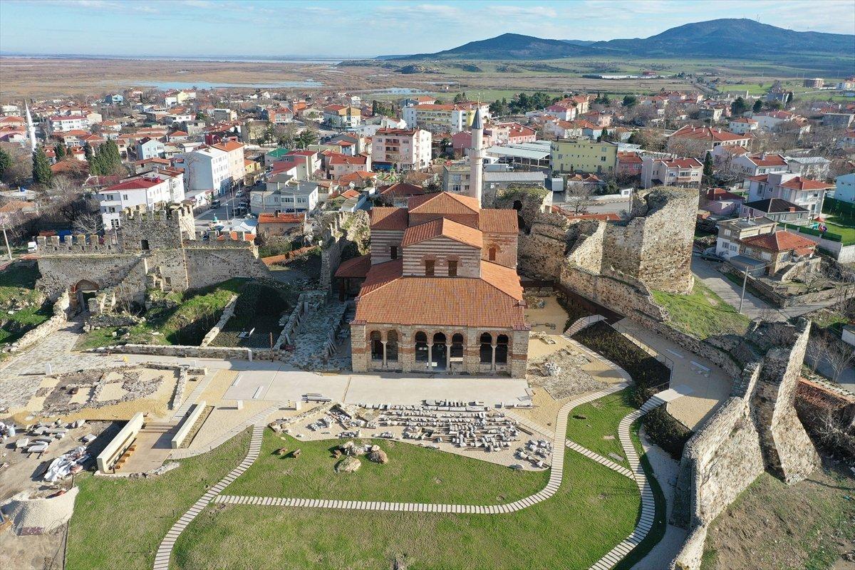 Edirne'de Enez Ayasofya Camii 56 yıl sonra ibadete açılacak