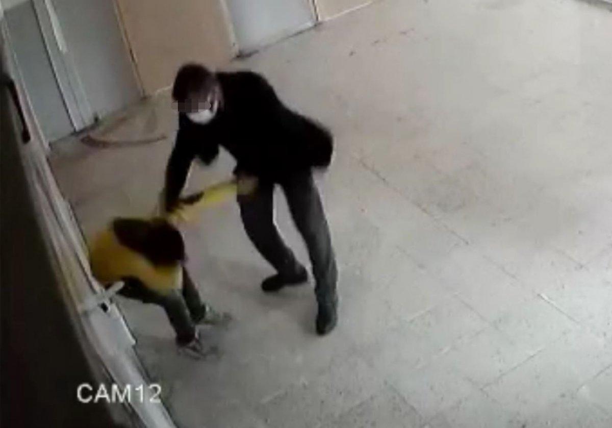 Aksaray’da, öğrencisini döven öğretmenin görevine son verilecek