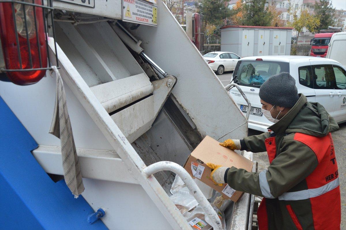 Diyarbakır'da tarihi geçmiş 4 ton 200 kilogram hindi etine el konuldu