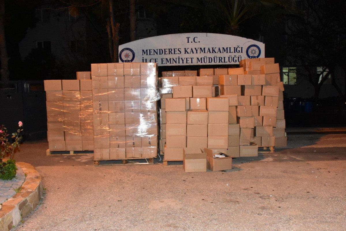 İzmir’de, 4 milyon liralık kaçak makaron ele geçirildi
