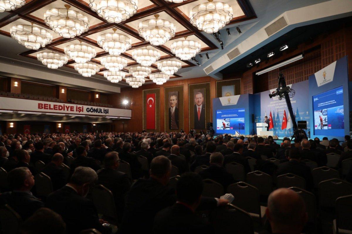 Murat Kurum’dan belediye başkanlarına: Projeleri hazırlayıp, sunun