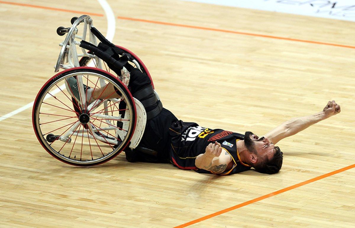 Bakir İzetbegoviç, AA'nın Yılın Fotoğrafları'nda 'Mucize kurtuluş'a oy verdi