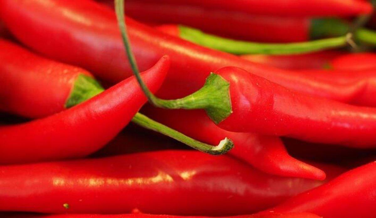 Sanılanın aksine: Acı biber yemenin 14 faydası