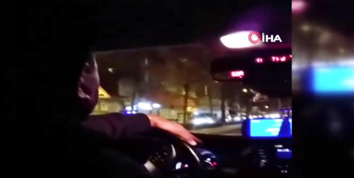 İstanbul'da yolcu seçen ve fazla para isteyen taksiciler