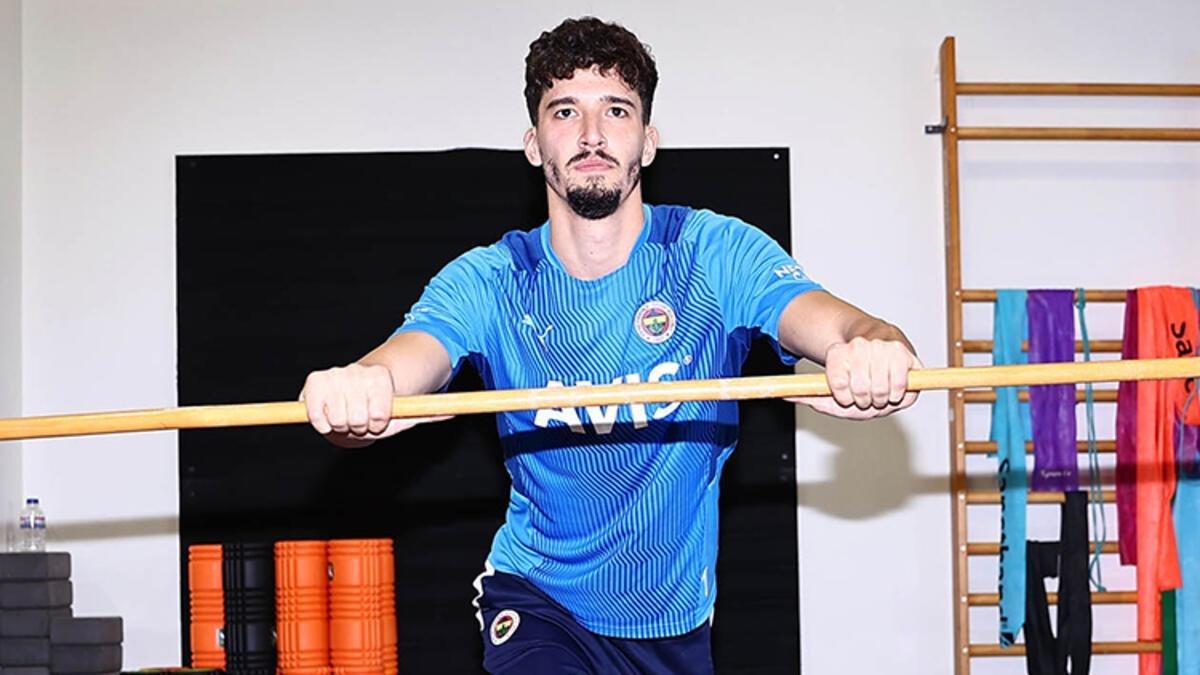 Altay Bayındır'dan sakatlık açıklaması