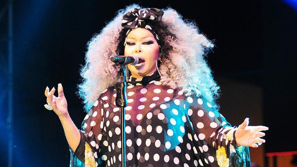 Nişantaşı'nda taksi bulamayan Bülent Ersoy, bağırarak tepki gösterdi