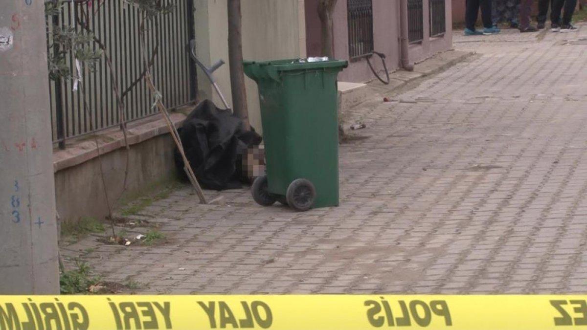 Denizli'de korona hastası çöp atarken hayatını kaybetti
