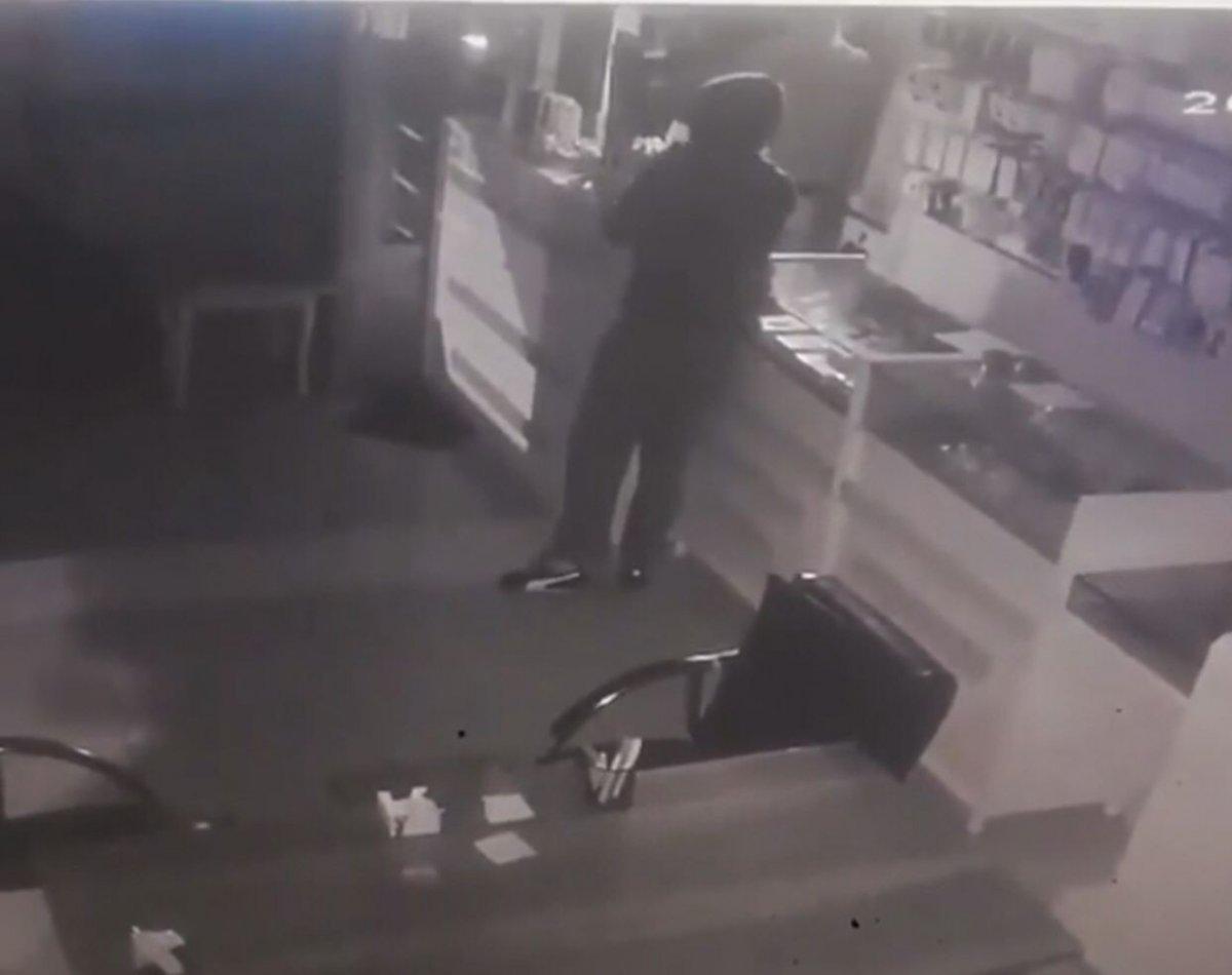 Batman'da telefonları çalan hırsızlar kamerada