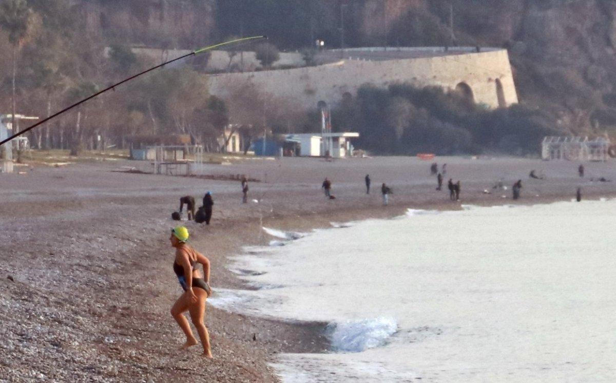 Antalya aralık ayında yazı yaşıyor