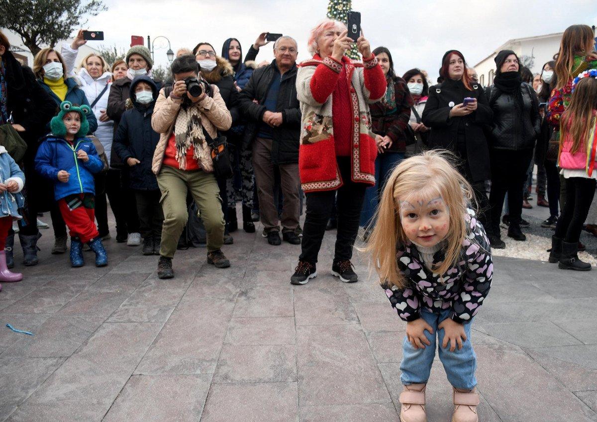 Kuşadası'nda yaşayan yabancılar Noel'i kutladı