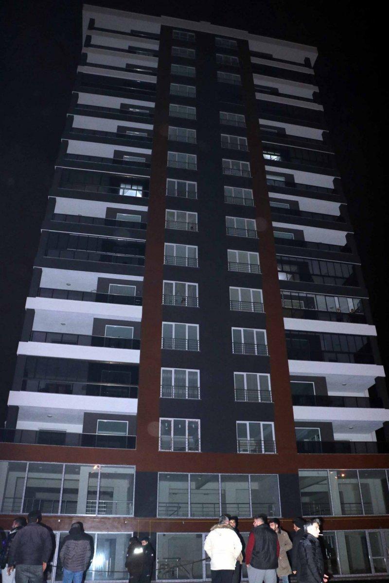 Kayseri'de 13'üncü kattan düşen kadın yaşamını yitirdi