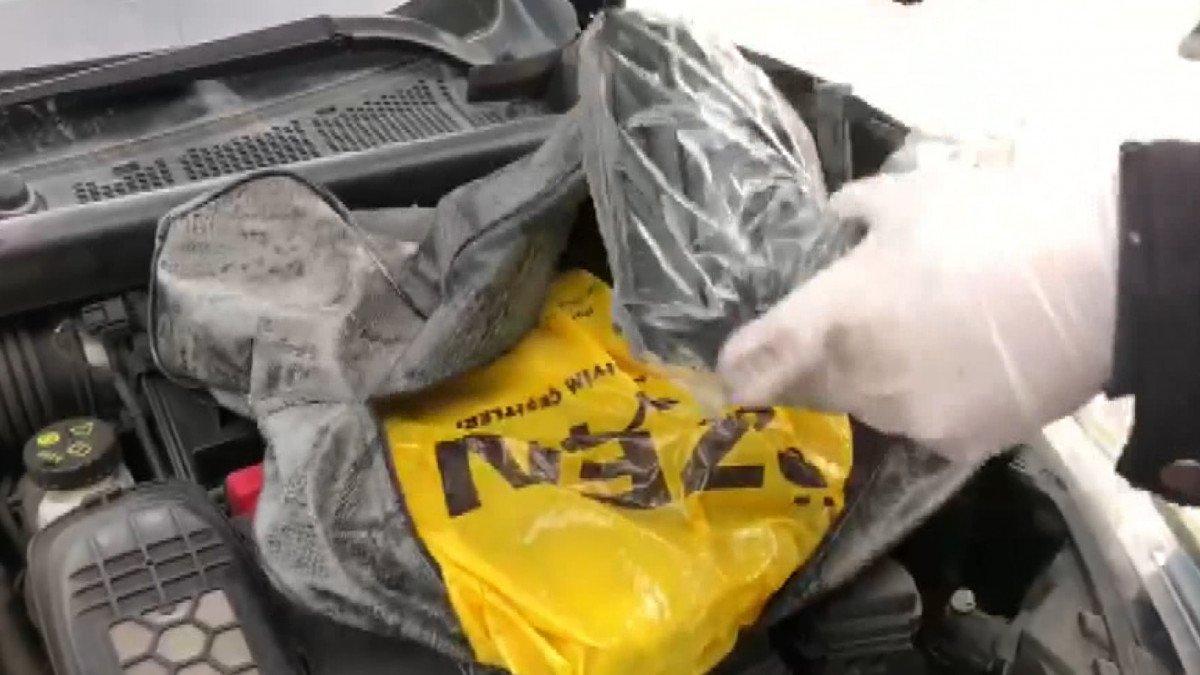 Kocaeli'de otomobilin her yerinden tabanca çıktı 