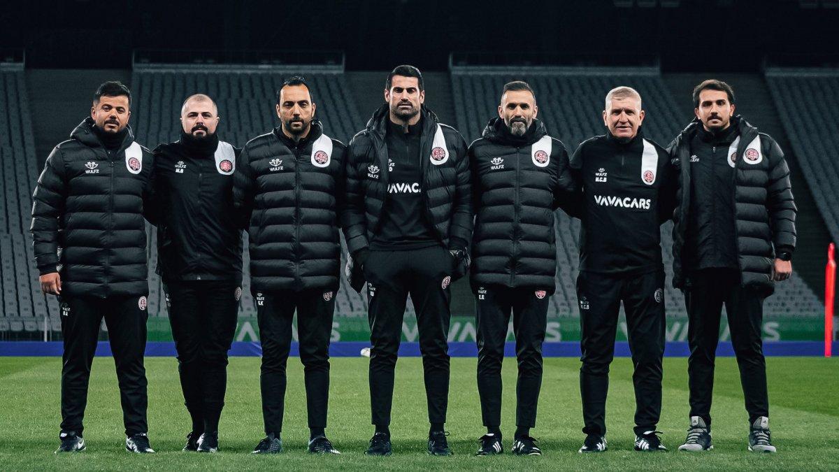 Volkan Demirel, ilk yarıyı namağlup kapattı