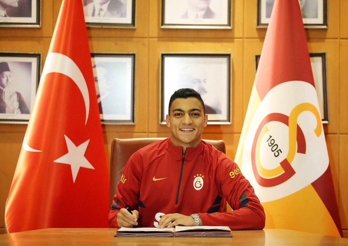 Galatasaray, Mostafa Mohamed ile sözleşme imzaladı