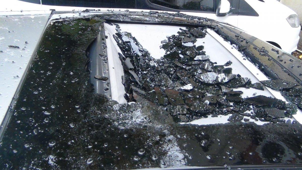 Antalya'da park halindeki aracı parçaladılar