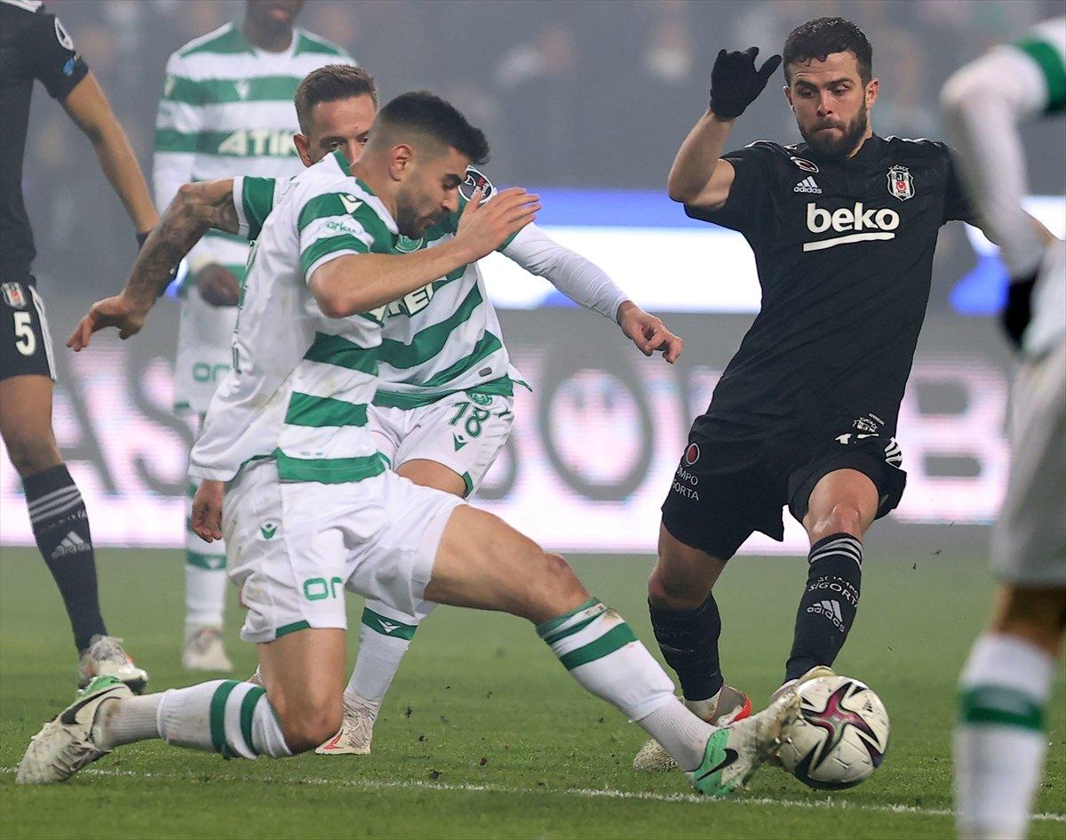 Pjanic: Oyunumuza konsantre olmalıyız