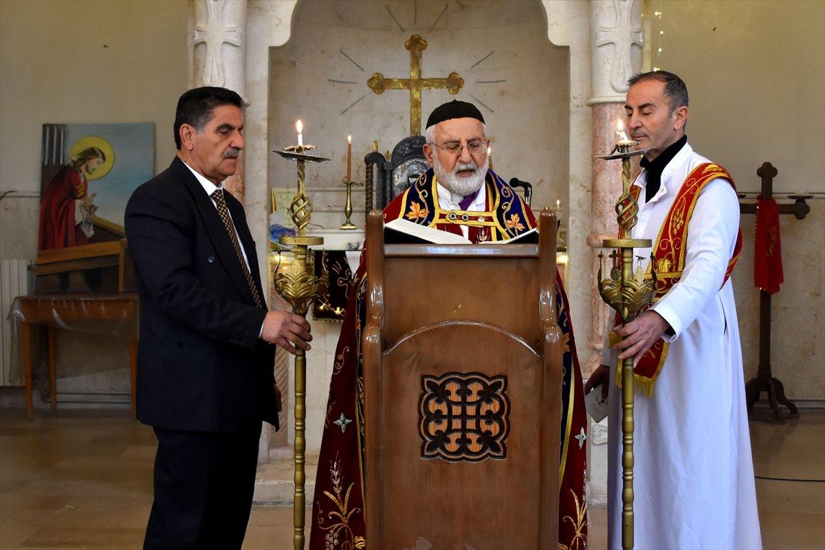 Terörden temizlenen Rasulayn'da Noel ayini yapıldı