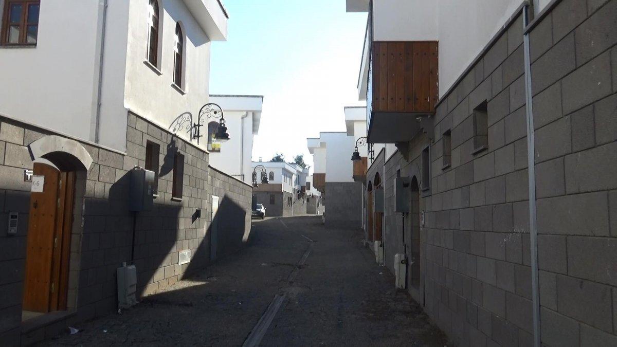 PKK yıktı, devlet yaptı: Sur ilçesindeki binalar yenilendi