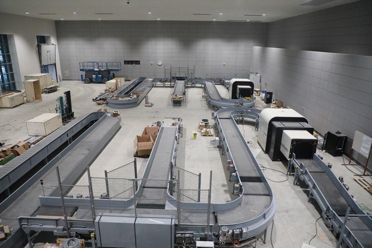 Rize-Artvin Havalimanı'nda yürütülen çalışmalarda son durum