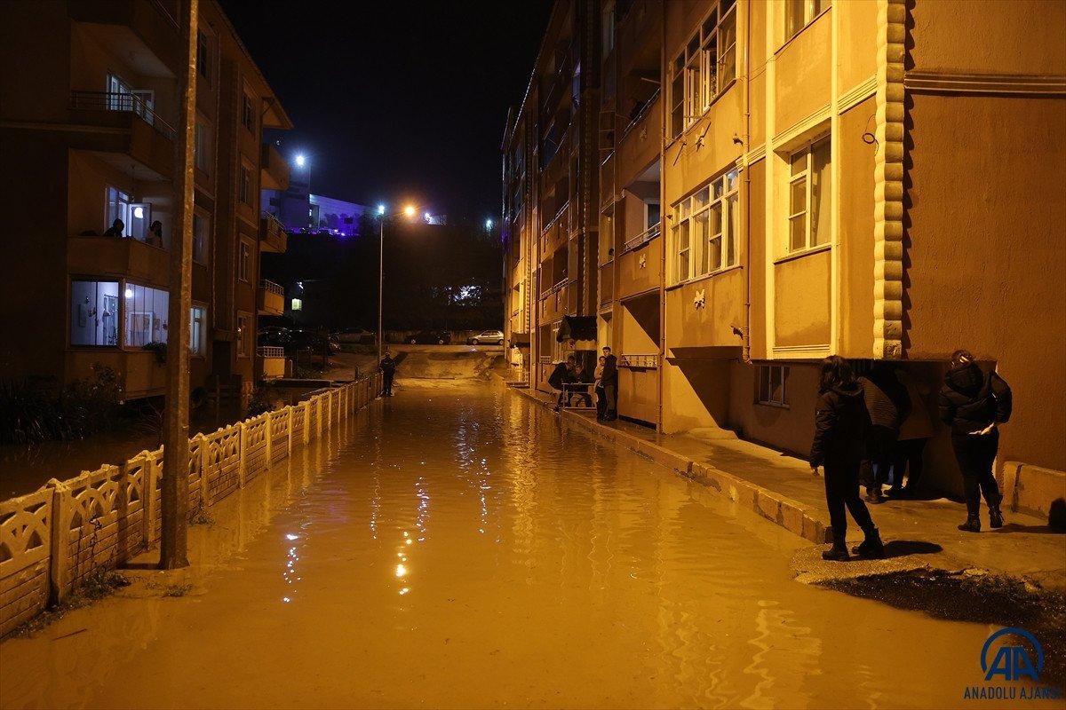 Edirne'nin Uzunköprü ilçesinde dere taştı