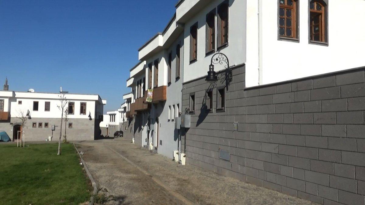 PKK yıktı, devlet yaptı: Sur ilçesindeki binalar yenilendi