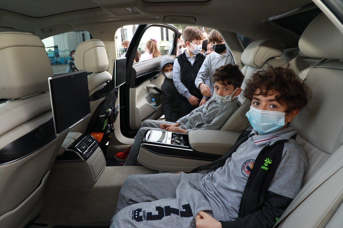 Rize Valisi Kemal Çeber'den öğrencilere ziyaret