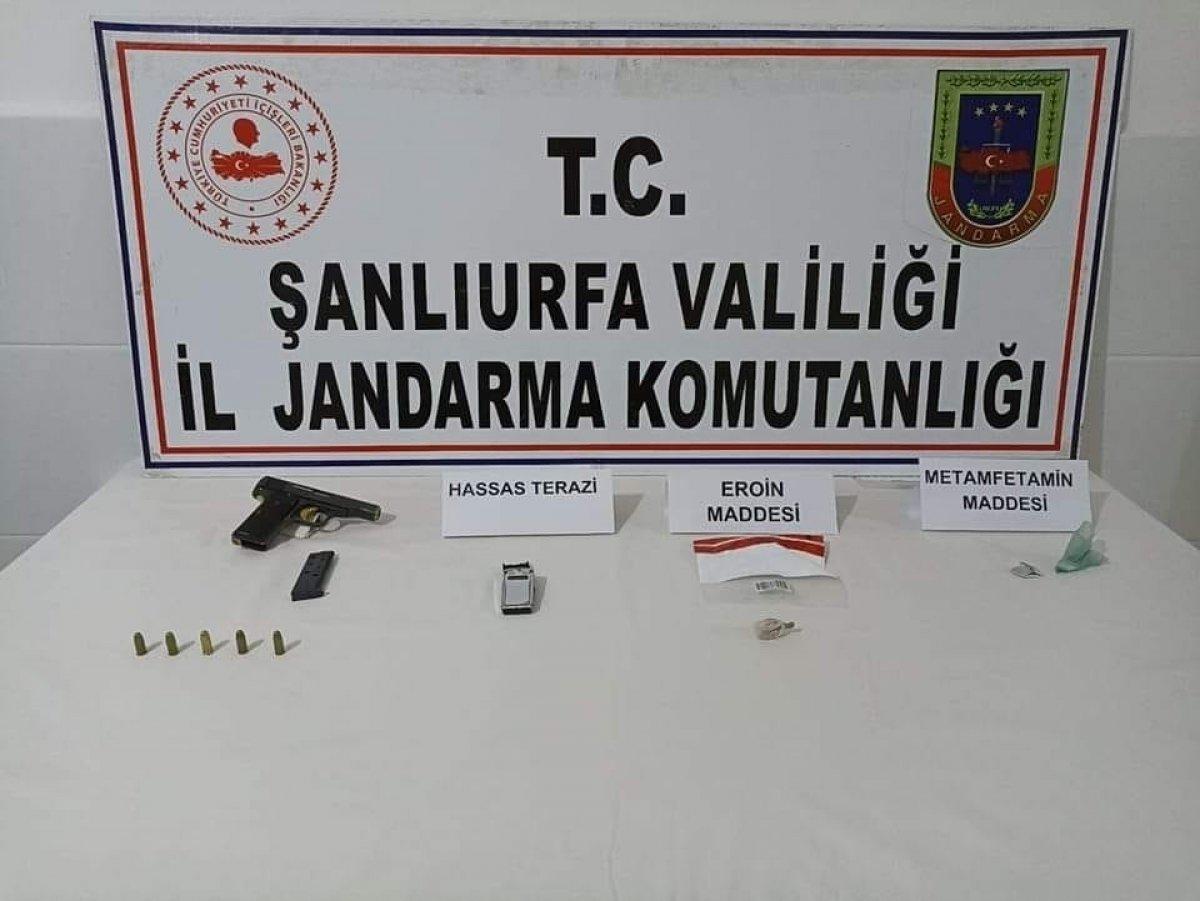 Şanlıurfa'da uyuşturucu operasyonu: 2 gözaltı