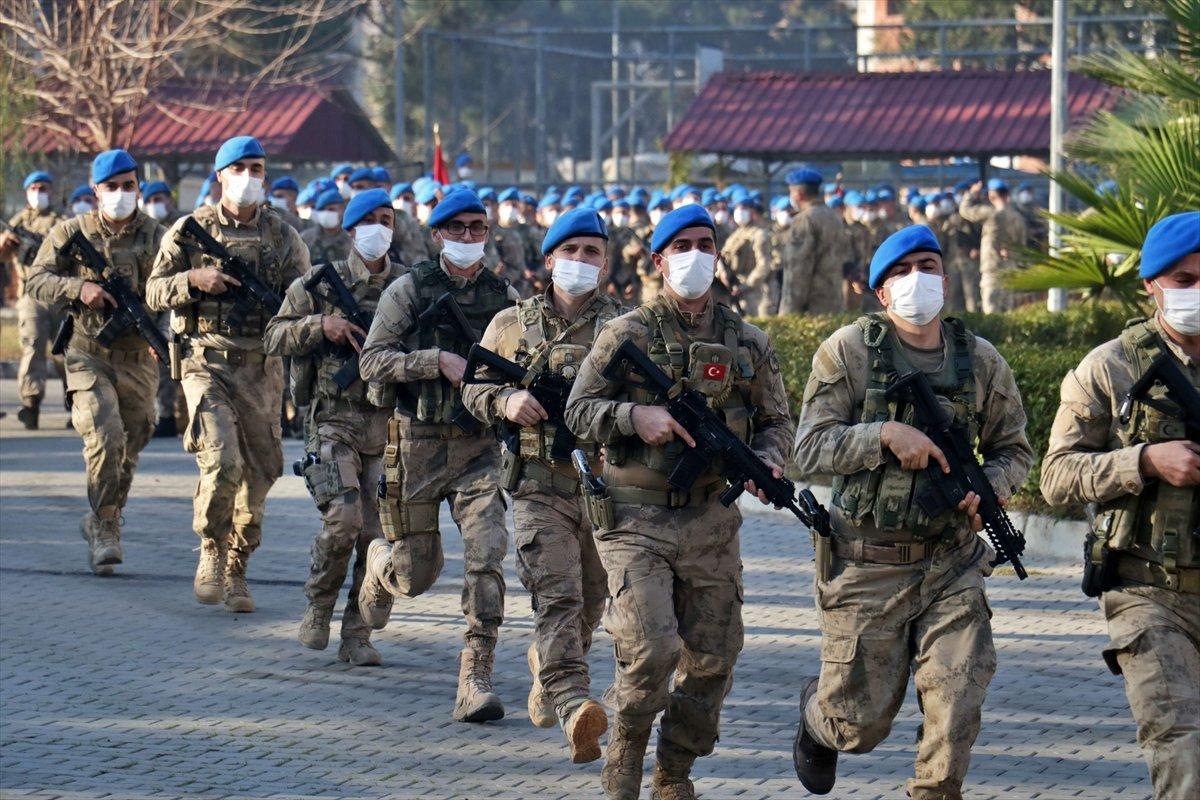 Suriye'den yurda dönen komandolar törenle karşılandı