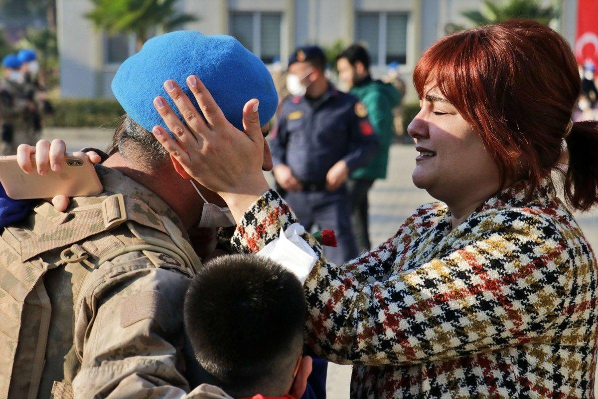 Suriye'den yurda dönen komandolar törenle karşılandı