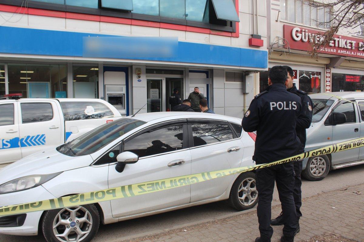 Gaziantep'te banka soygunu girişimi engellendi