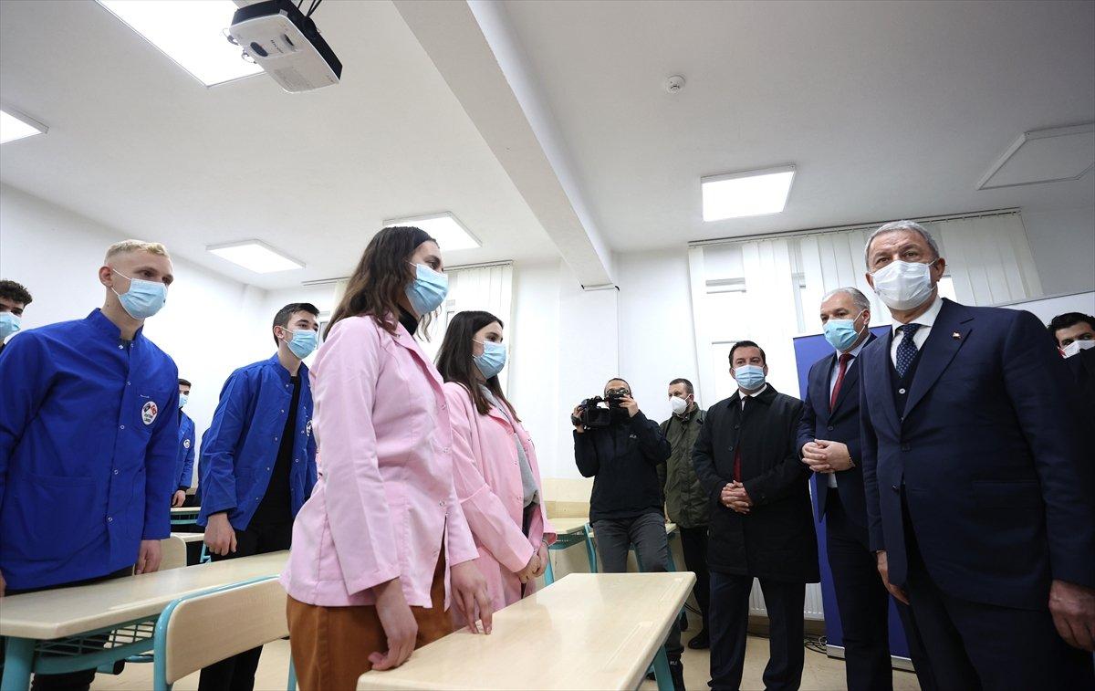 Hulusi Akar, Kosova'da Türklerle buluştu