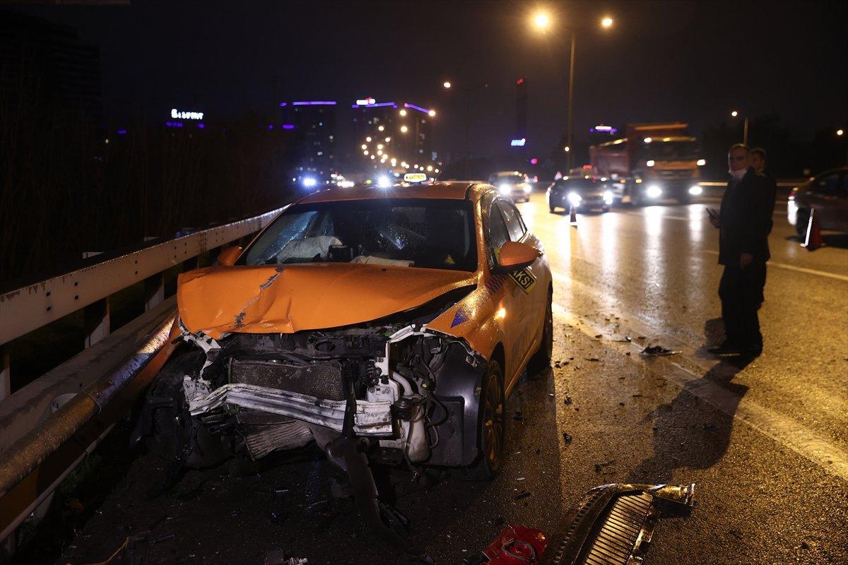 TEM Otoyolu'nda kaza: 1'i ağır 2 yaralı