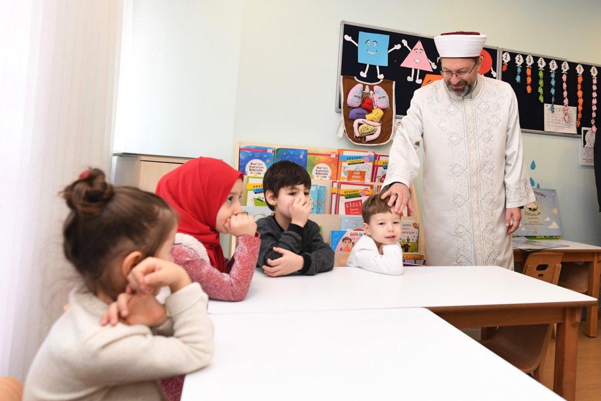 Ali Erbaş, CHP'ye fotoğraflarla yanıt verdi