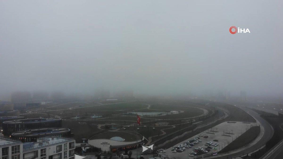 İstanbul’da akşam saatlerinde sis etkili oldu