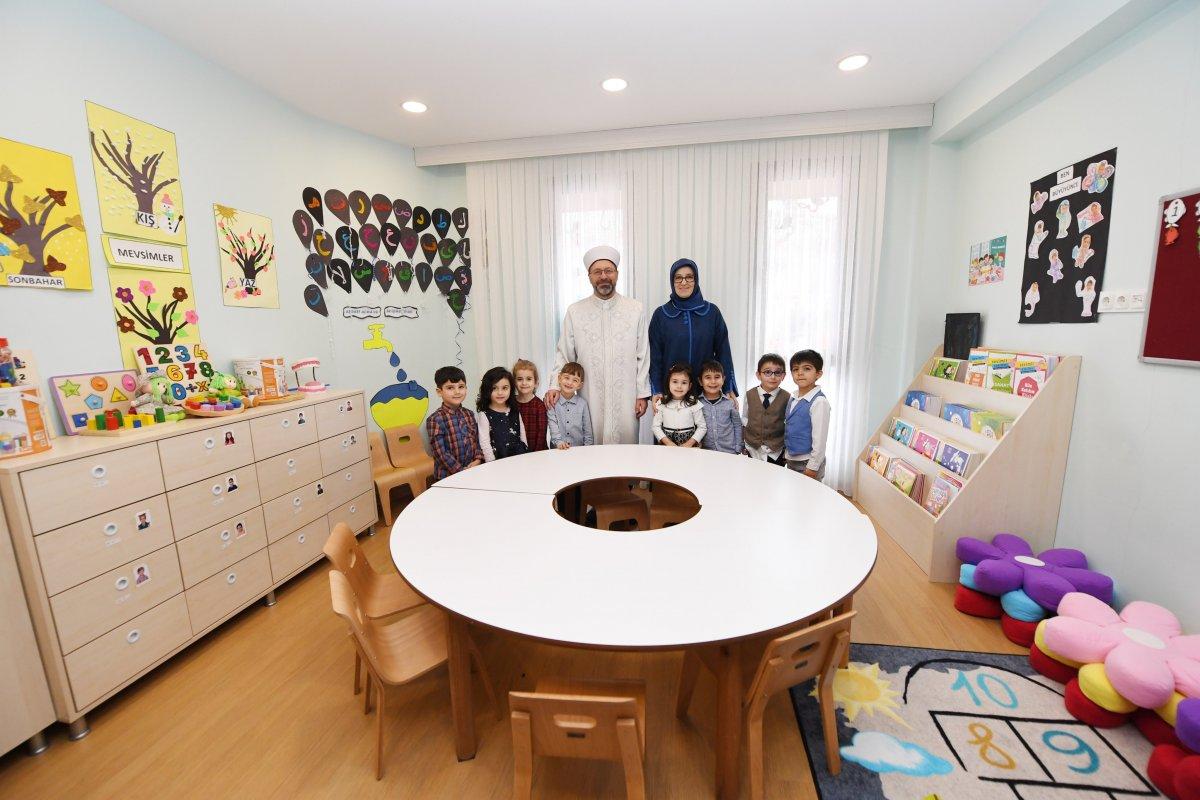 Ali Erbaş, CHP'ye fotoğraflarla yanıt verdi