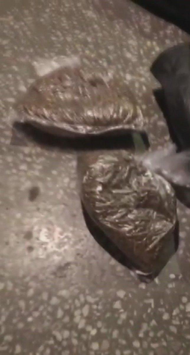 Kayseri'de uyuşturucu taciri anne-kız polise yakalandı