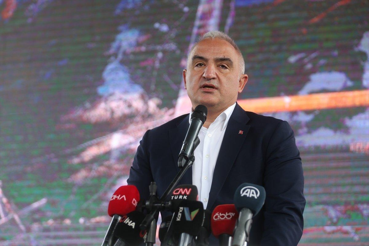 Mehmet Nuri Ersoy: Turizmde bu yıl 24 milyar dolar gelir yakaladık