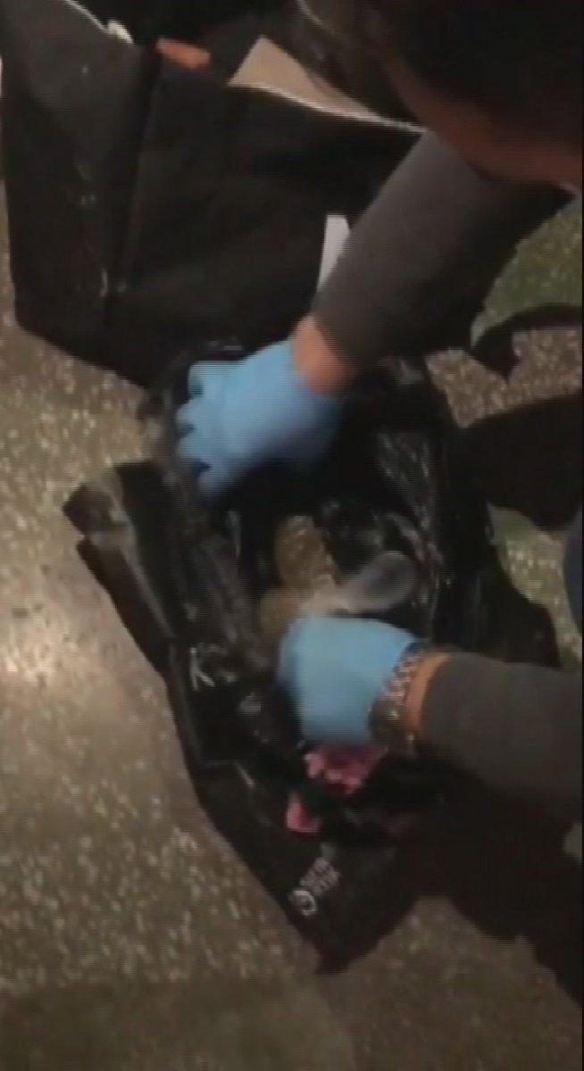 Kayseri'de uyuşturucu taciri anne-kız polise yakalandı