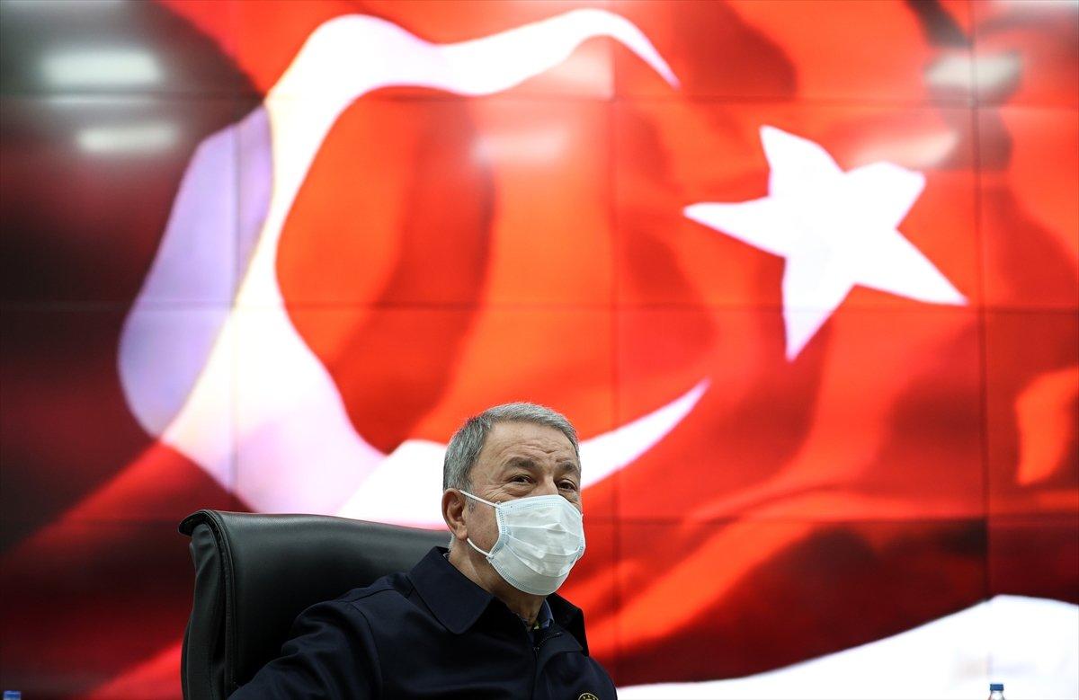 Bakan Akar,  yeni yıla TSK komuta kademesi ile Şanlıurfa’da girdi