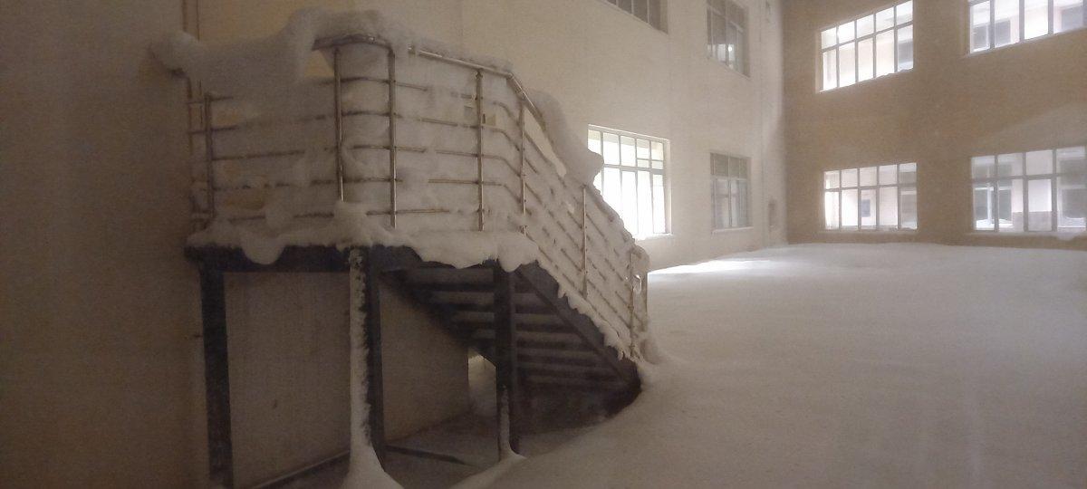 Bitlis'te termometreler eksi 15 dereceyi gösterdi