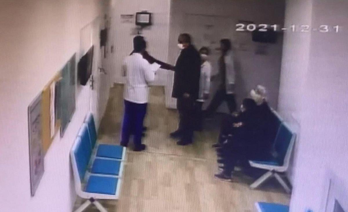 Avcılar’da doktora yumruk atan şüpheli yakalandı