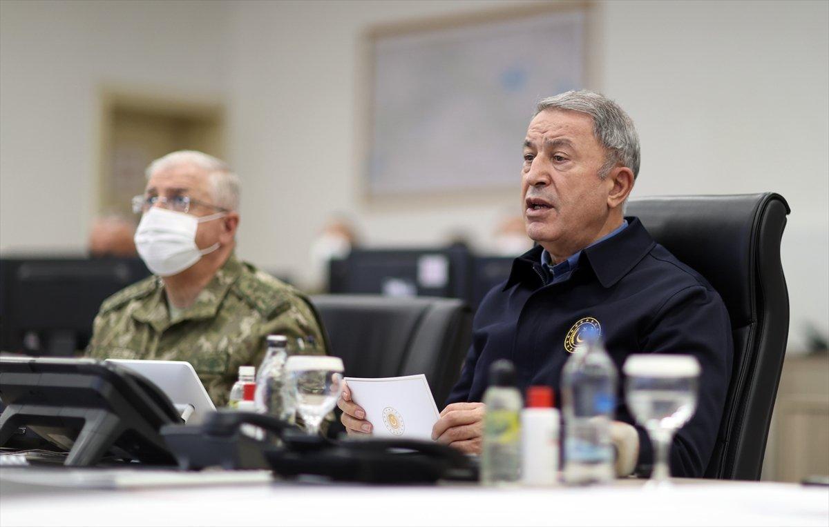 Bakan Akar,  yeni yıla TSK komuta kademesi ile Şanlıurfa’da girdi
