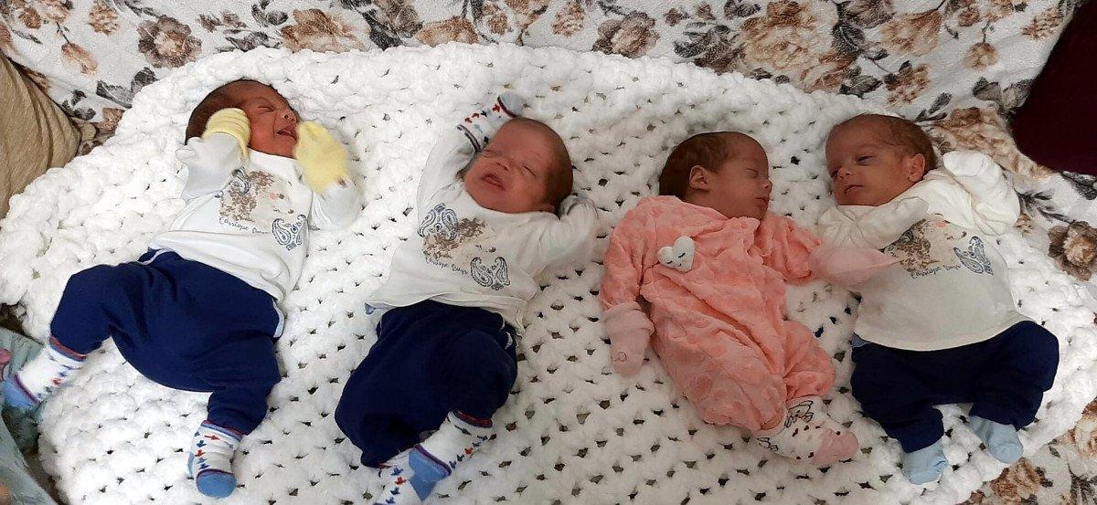 İzmir'de 7 yıllık çocuk hasreti mutlu bitti