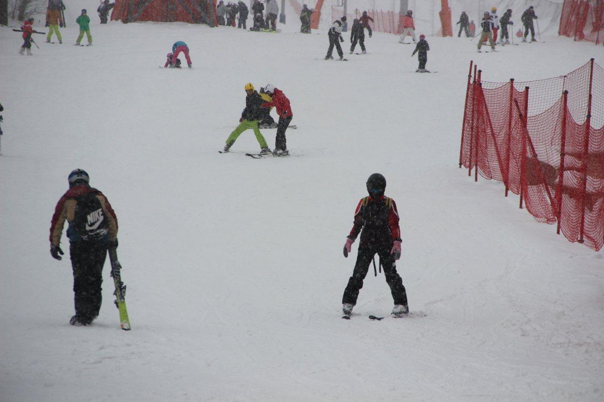 Tatilciler Palandöken'e akın etti